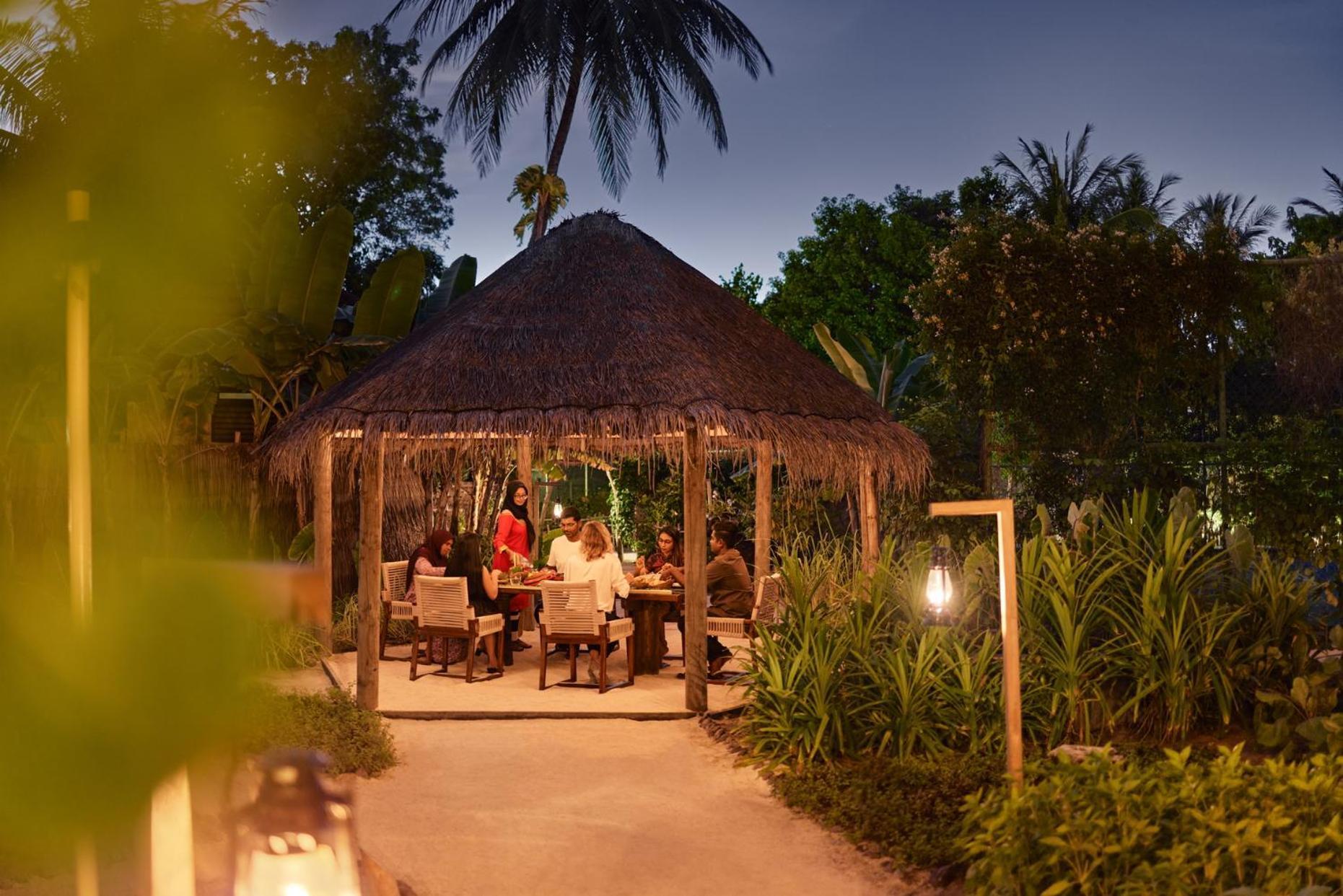Dhidhoofinolhu Lux* South Ari Atoll Resort & Villas מראה חיצוני תמונה