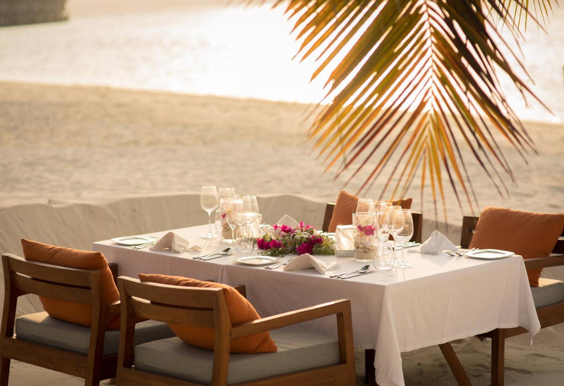 Dhidhoofinolhu Lux* South Ari Atoll Resort & Villas מראה חיצוני תמונה